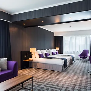 https://radisson-blu-hotel-amsterdam-airport.thehaguehotels.net